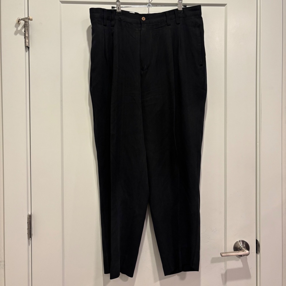 Tommy Bahama Relax Mens 36 Black 100% Silk Herringbone Pleated Trousers Pants
